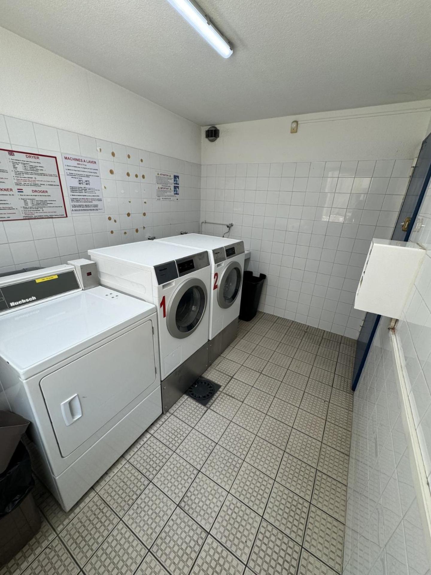 Vieux Et Parking Apartment *