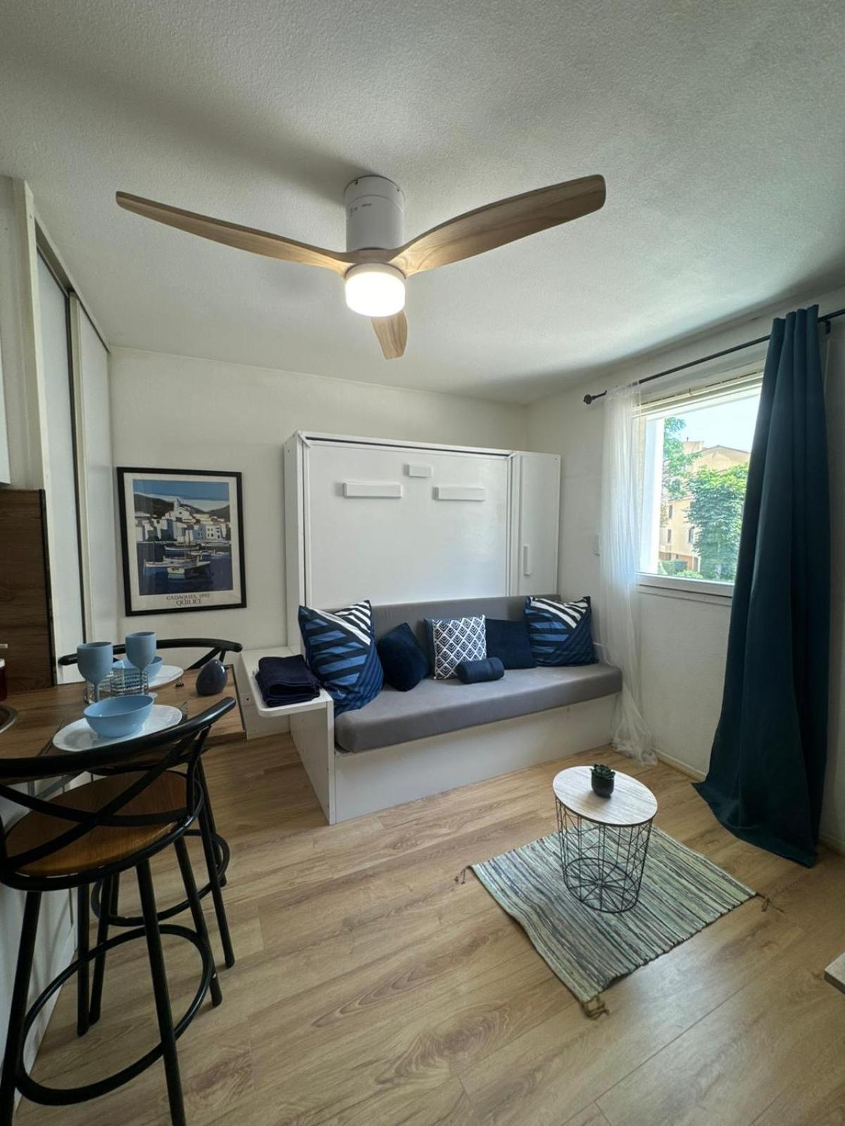 Vieux Et Parking Apartment *